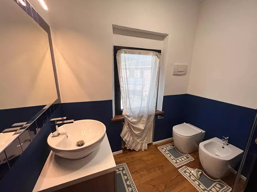 Immagine 15 di Bilocale in affitto  a Fornovo Di Taro