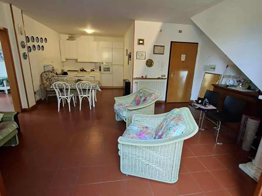 Immagine 7 di Quadrilocale in vendita  a Massa