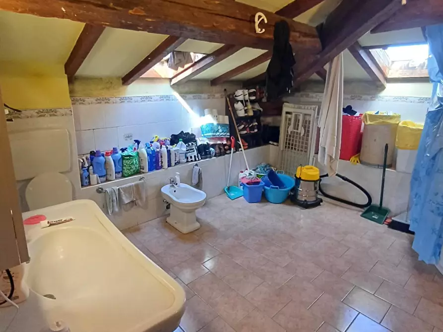 Immagine 16 di Trilocale in vendita  a Fornovo Di Taro