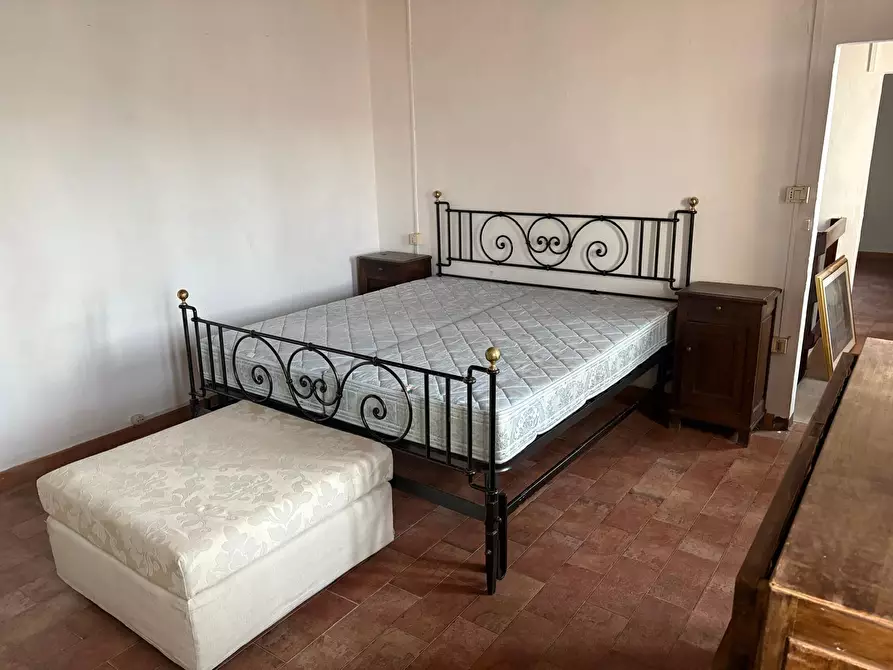 Immagine 6 di Trilocale in affitto  a Varano De' Melegari