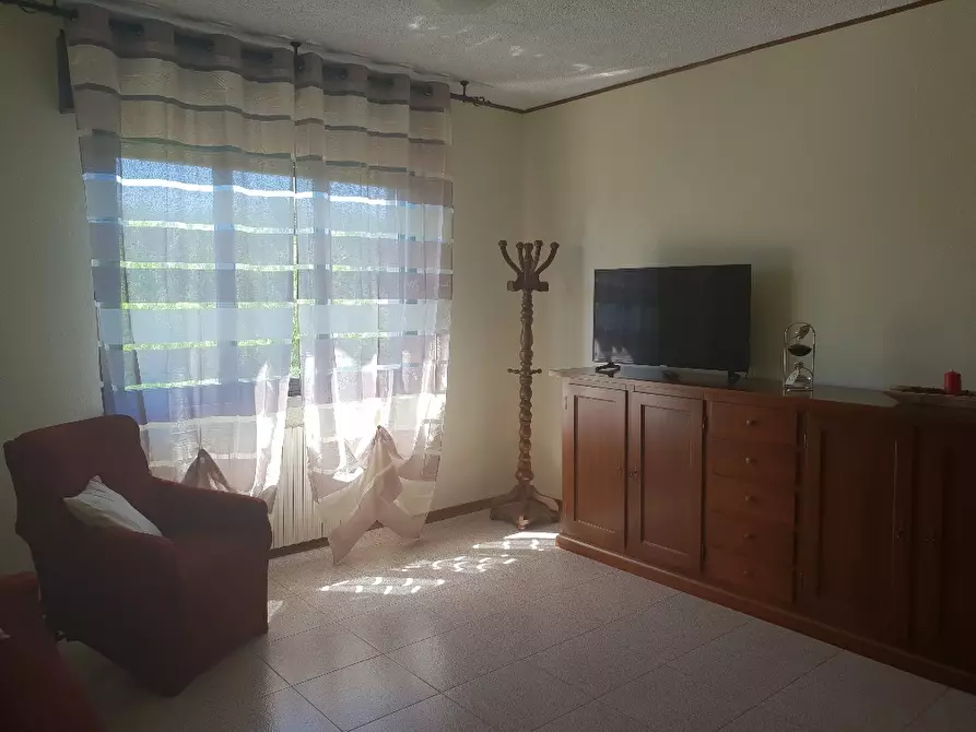 Immagine 3 di Quadrilocale in affitto  a Varano De' Melegari