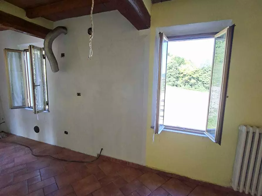 Immagine 3 di Porzione di casa in vendita  a Fornovo Di Taro
