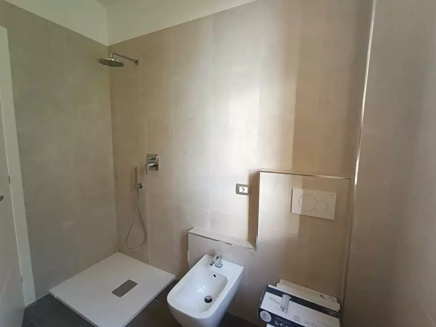 Immagine 16 di Bilocale in affitto  a Medesano