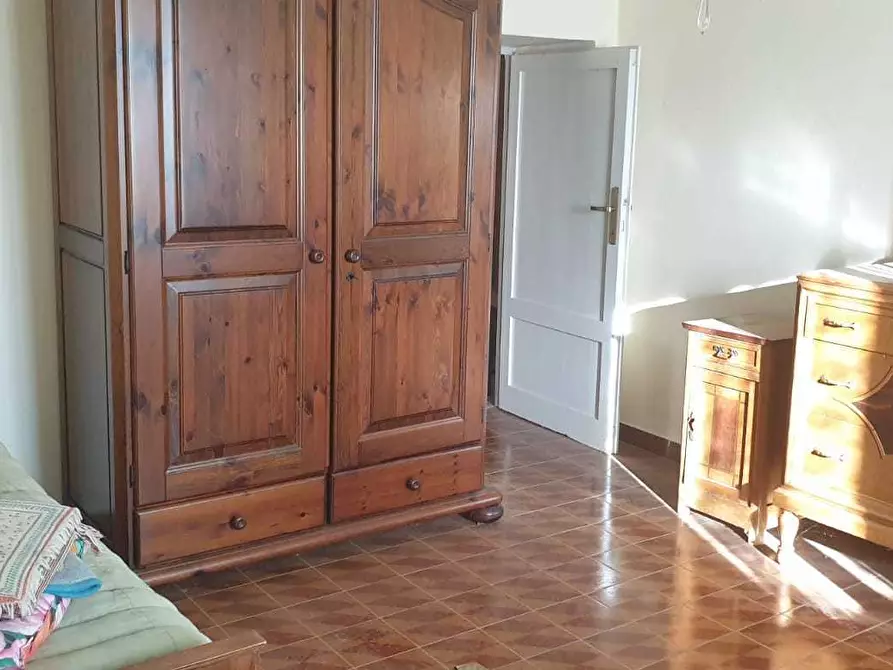 Immagine 10 di Porzione di casa in vendita  a Varsi