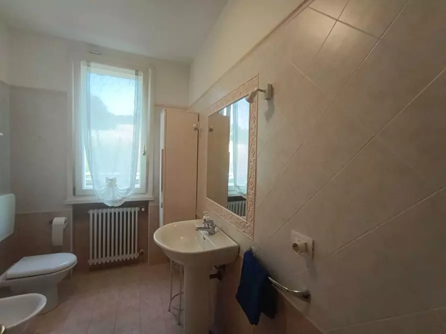 Immagine 32 di Trilocale in vendita  a Fornovo Di Taro