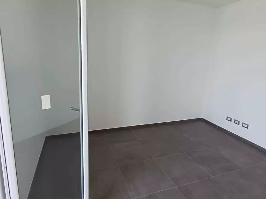 Immagine 34 di Trilocale in vendita  a Medesano