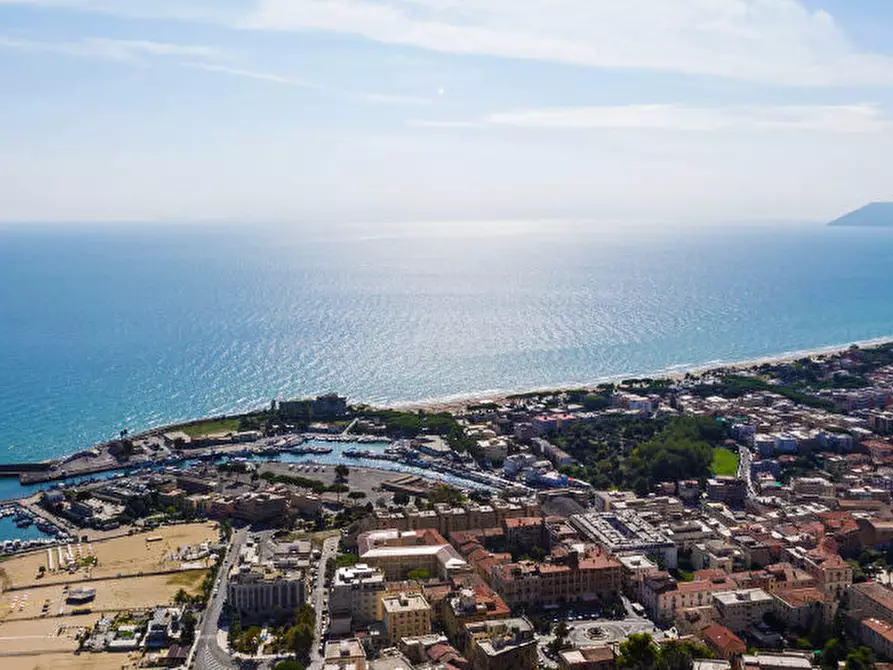 Immagine 1 di Appartamento in vendita  in Via Bonificatori della Palude Pontina a Terracina