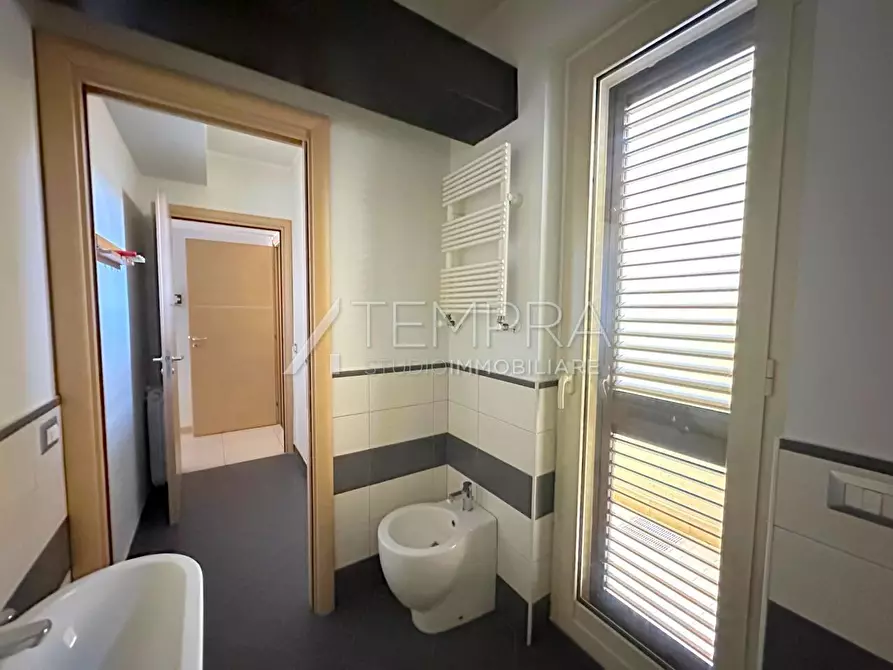 Immagine 33 di Appartamento in vendita  a Valverde