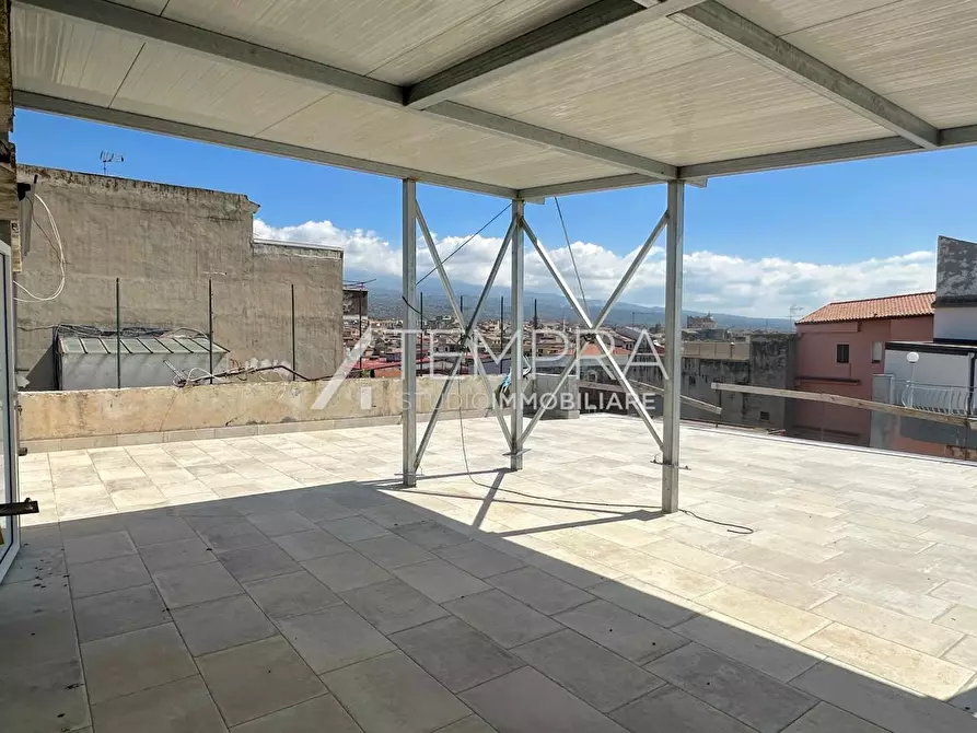 Immagine 27 di Appartamento in vendita  a Adrano