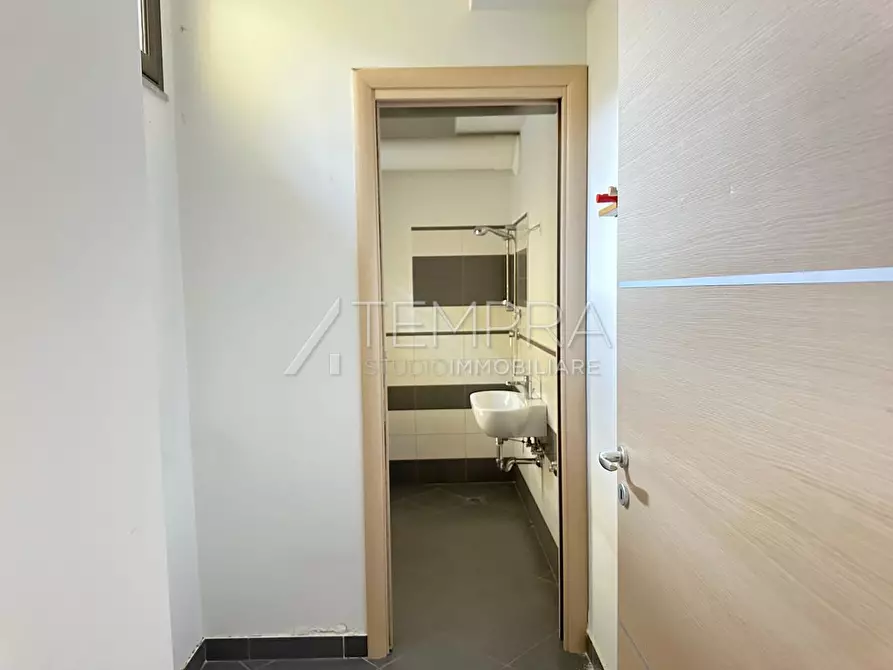 Immagine 31 di Appartamento in vendita  a Valverde