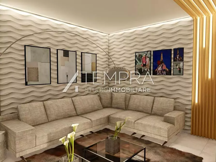 Immagine 5 di Appartamento in vendita  a Adrano