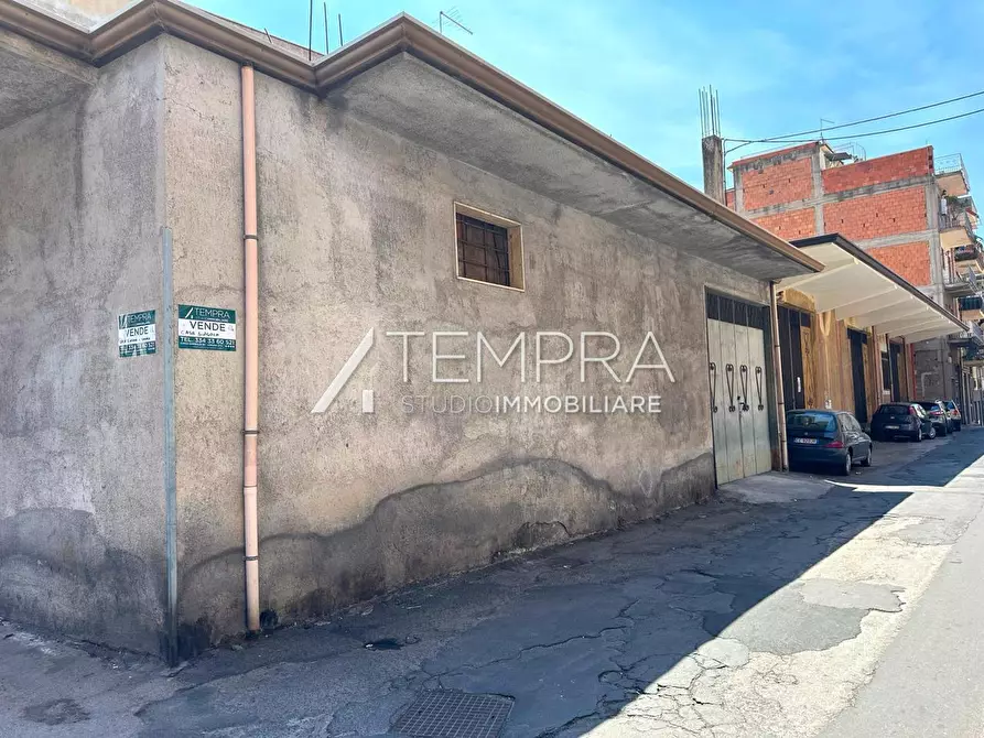 Immagine 42 di Casa indipendente in vendita  in Via Biviere 37 a Adrano
