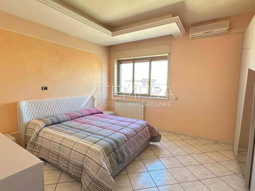 Immagine 6 di Appartamento in vendita  a Adrano