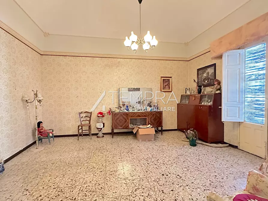 Immagine 3 di Casa indipendente in vendita  in Via Costa 22 a Adrano