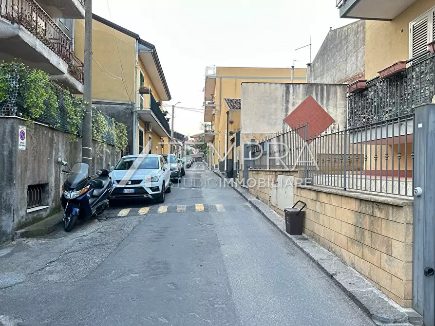 Immagine 42 di Appartamento in vendita  a Aci Castello