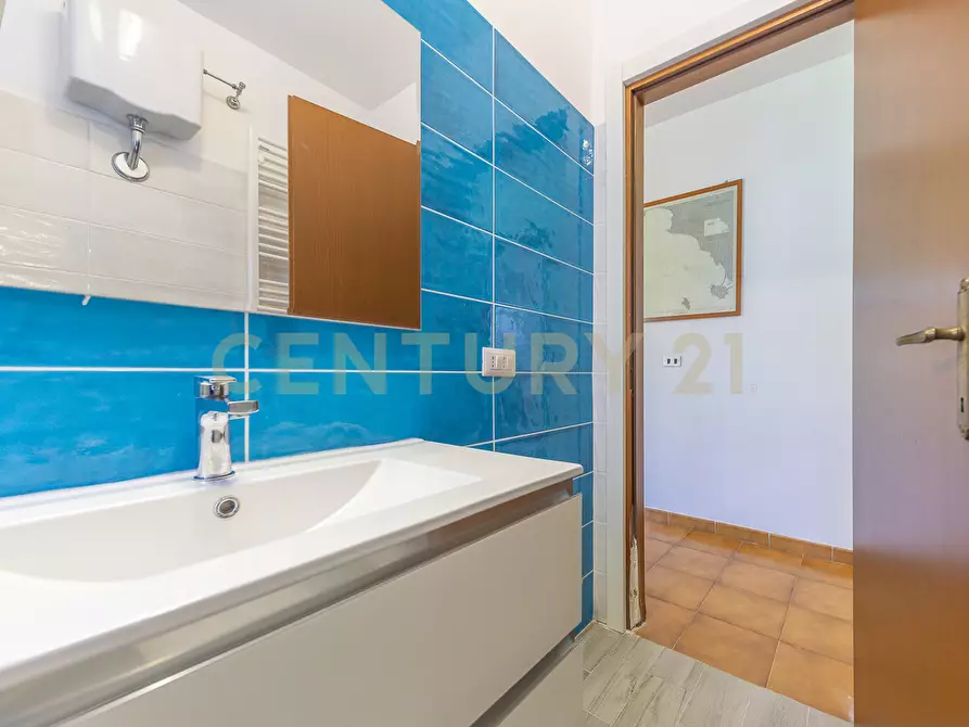 Immagine 9 di Villa in vendita  in Strada Isola Bella 43 a Latina