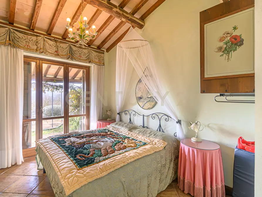 Immagine 59 di Villa in vendita  in Località Campo Rotondo snc a Capranica