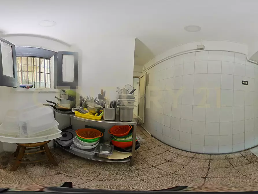 Immagine 34 di Pizzeria / Pub in vendita  in Via Duca Degli Abruzzi 1666 a Catania