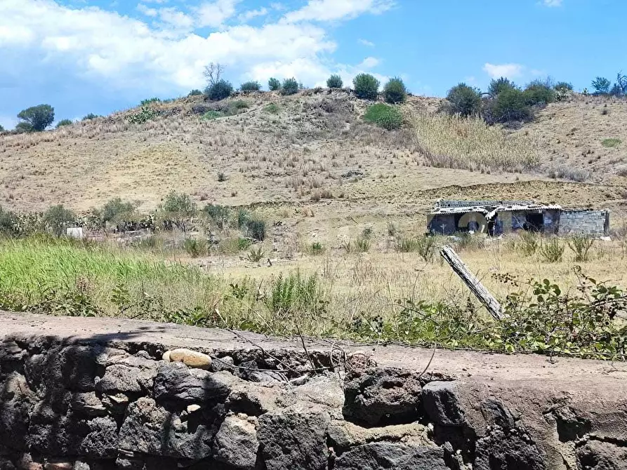 Immagine 9 di Casa trifamiliare in vendita  in Via Fossa della Creta sn a Catania