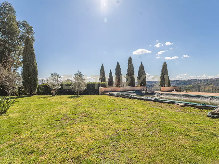 Immagine 11 di Villa in vendita  in Via Santa Lucia 1900 a Morlupo