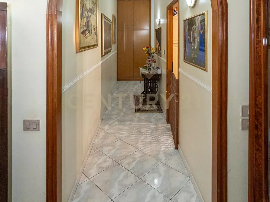 Immagine 12 di Pentalocale in vendita  in Via Antonio de Curtis 27 a Misterbianco