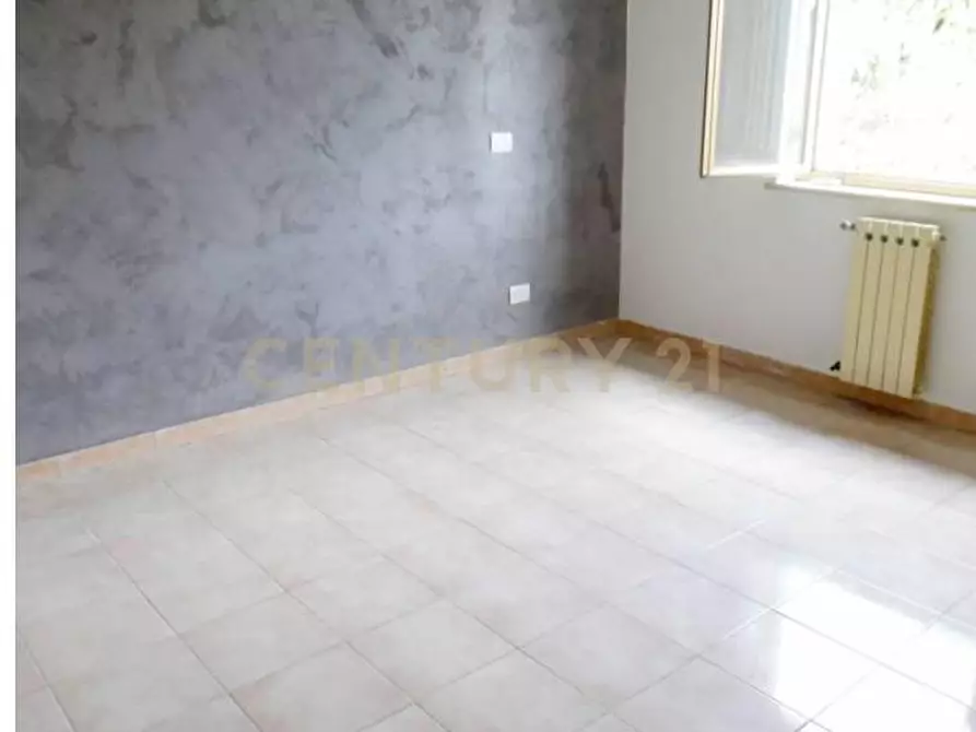 Immagine 17 di Pentalocale in vendita  in Via Alessandro Scarlatti 17 a Aci Castello