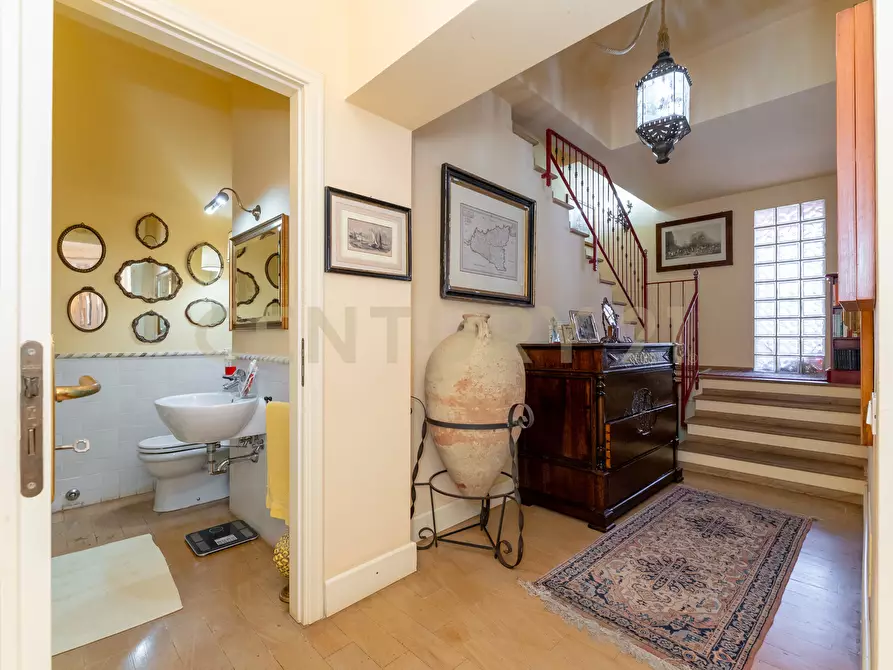 Immagine 50 di Villa in vendita  in Via Timparosa 39 a Aci Castello