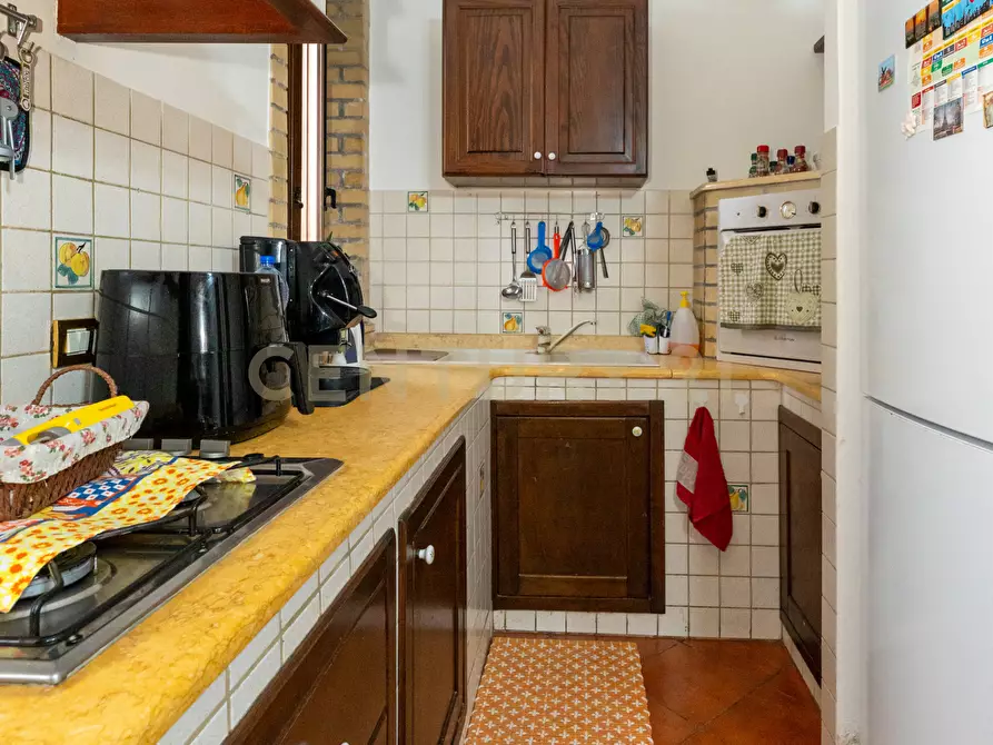 Immagine 11 di Quadrilocale in vendita  in Via Rosina Anselmi 7 a Catania