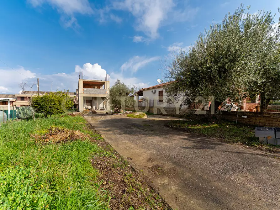 Immagine 4 di Villa in vendita  in Via del Salice a Augusta