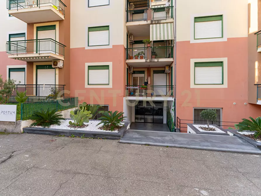 Immagine 3 di Bilocale in vendita  in Via Porticato 17 a Giardini-Naxos