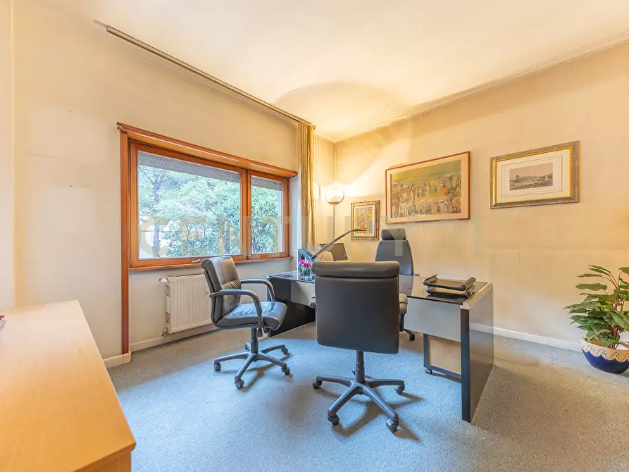 Immagine 15 di Quadrilocale in vendita  in Via Leon Pancaldo 26 a Roma