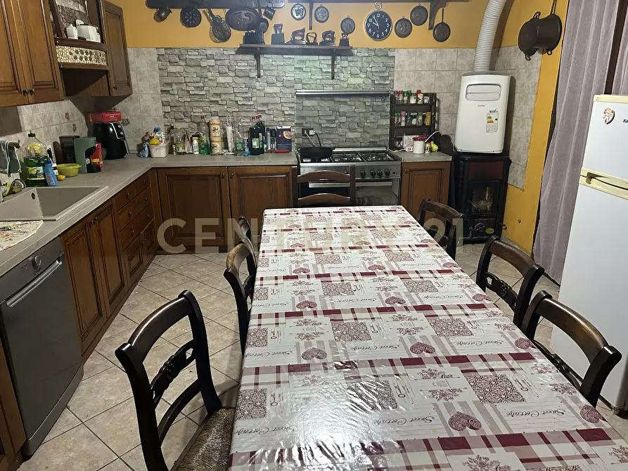 Immagine 9 di Pentalocale in vendita  in Strada Ostigliese 190 a Roncoferraro