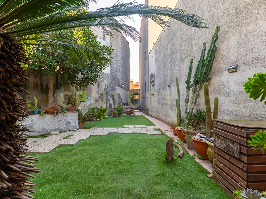 Immagine 6 di Casa indipendente in vendita  in Via Etnea 419 a Tremestieri Etneo