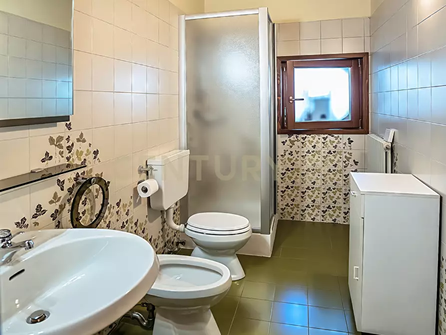 Immagine 129 di Villa in vendita  in Via Adige 25 a Brentino Belluno