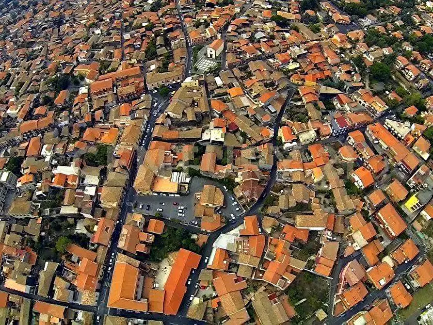 Immagine 141 di Casa indipendente in vendita  in Via Giuseppe Garibaldi 68-70-72 a Nicolosi