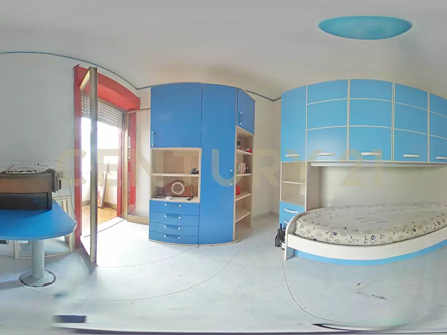 Immagine 40 di Quadrilocale in vendita  in Via Trieste 5 a Aci Castello