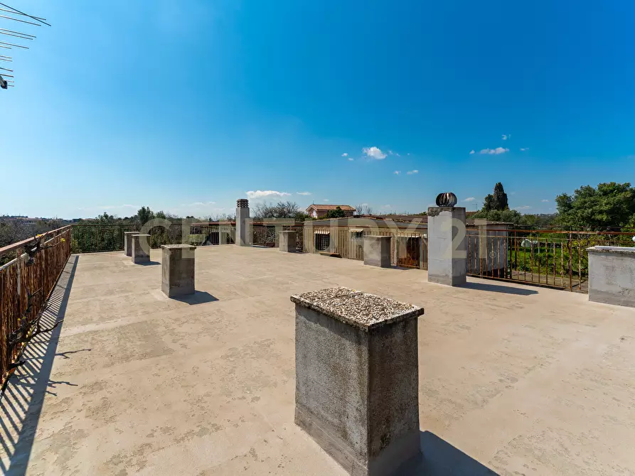 Immagine 55 di Villa in vendita  in Via Ramondetta 47 a Aci Sant'antonio