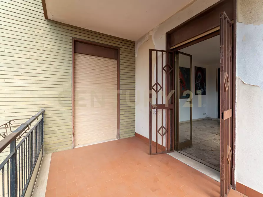 Immagine 37 di Bilocale in affitto  in Via delle Acacie 9 a Catania