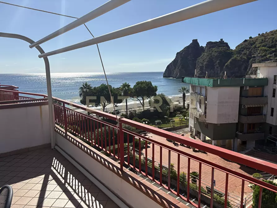 Immagine 19 di Attico in vendita  in Via dei Normanni 2 a Sant'alessio Siculo