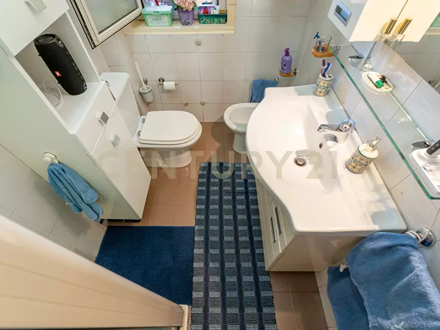 Immagine 10 di Quadrilocale in vendita  in Corso dei Mille 54 a Catania