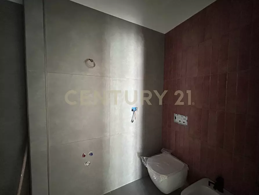 Immagine 16 di Quadrilocale in vendita  in Via Merano 9 a Verona