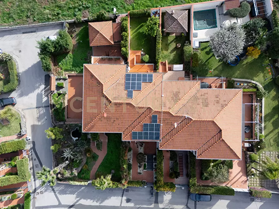 Immagine 85 di Villa in vendita  in Via Porto Marretti 17 a Mascalucia