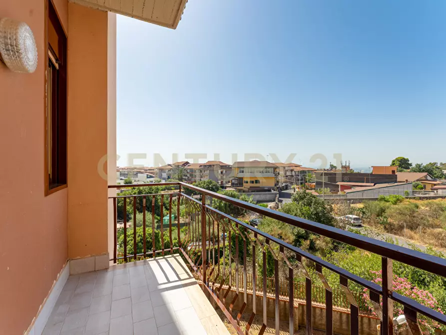 Immagine 13 di Quadrilocale in vendita  in Via Poggio D'Aquila 20 a Catania