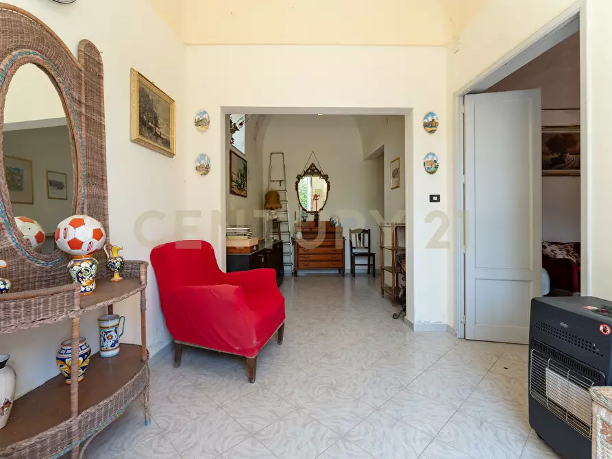 Immagine 34 di Villa in vendita  in Piazza F. M. Scuderi 7 a Viagrande