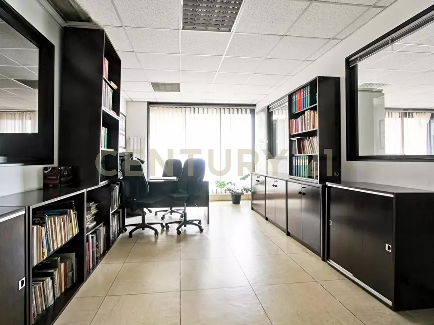 Immagine 8 di Ufficio in vendita  in Via Giuseppe Capogrossi 50 a Roma