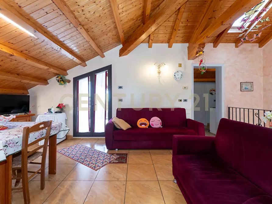 Immagine 55 di Appartamento in vendita  in Via Stazione 12 a Aci Castello