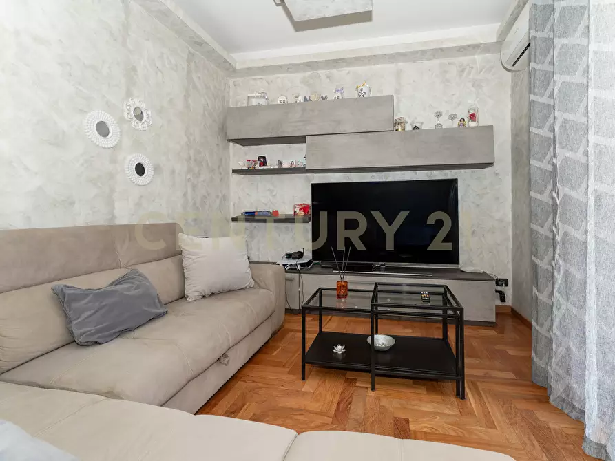 Immagine 9 di Trilocale in vendita  in Via per Aci Bonaccorsi 26 a San Giovanni La Punta