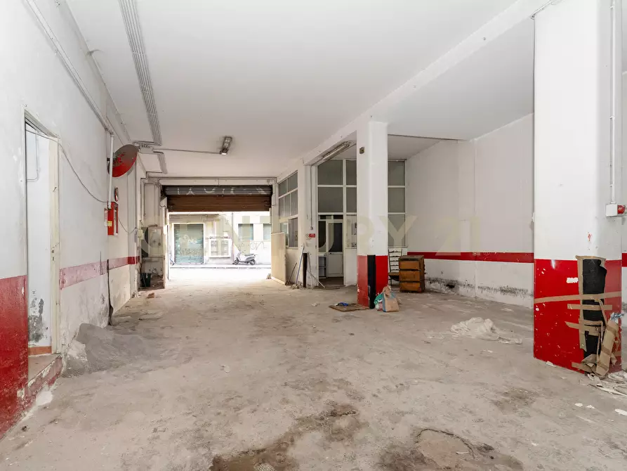 Immagine 13 di Garage in vendita  in Via Enna 13 a Catania