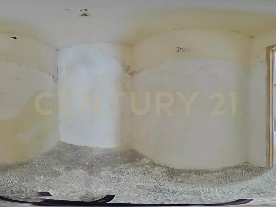 Immagine 46 di Rustico / casale in vendita  in Via Alessandro Manzoni 10 a Motta Sant'anastasia