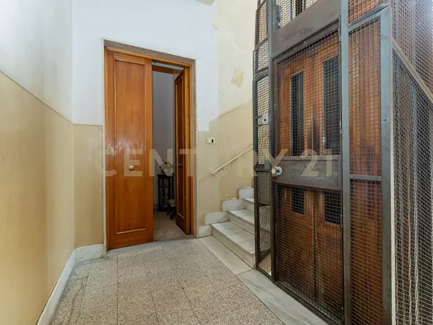 Immagine 7 di Quadrilocale in vendita  in Via Ammiraglio Toscano 5 a Catania